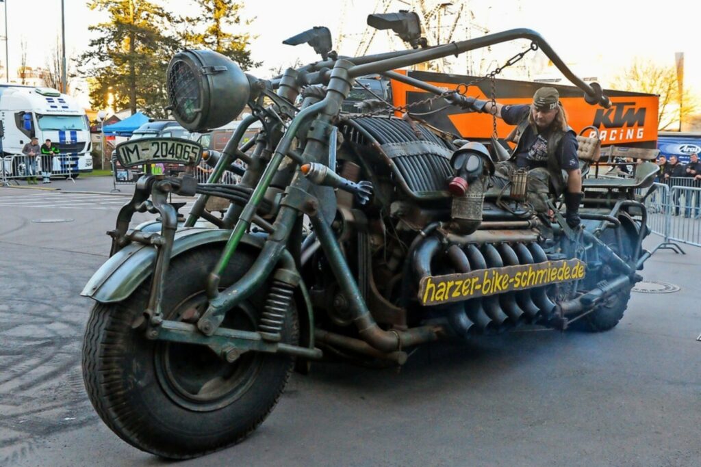 Największy motocykl na świecie - Harzer Bike Schmiede